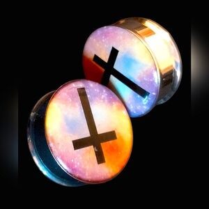 ⭐NWT Goth Steel Cross Galaxy Print 1" Flared Plugs